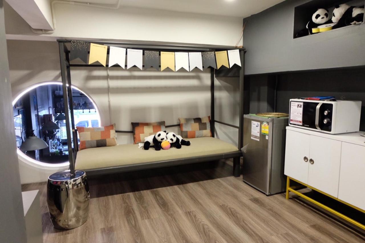 Four Sisters Homestay Банкок Екстериор снимка