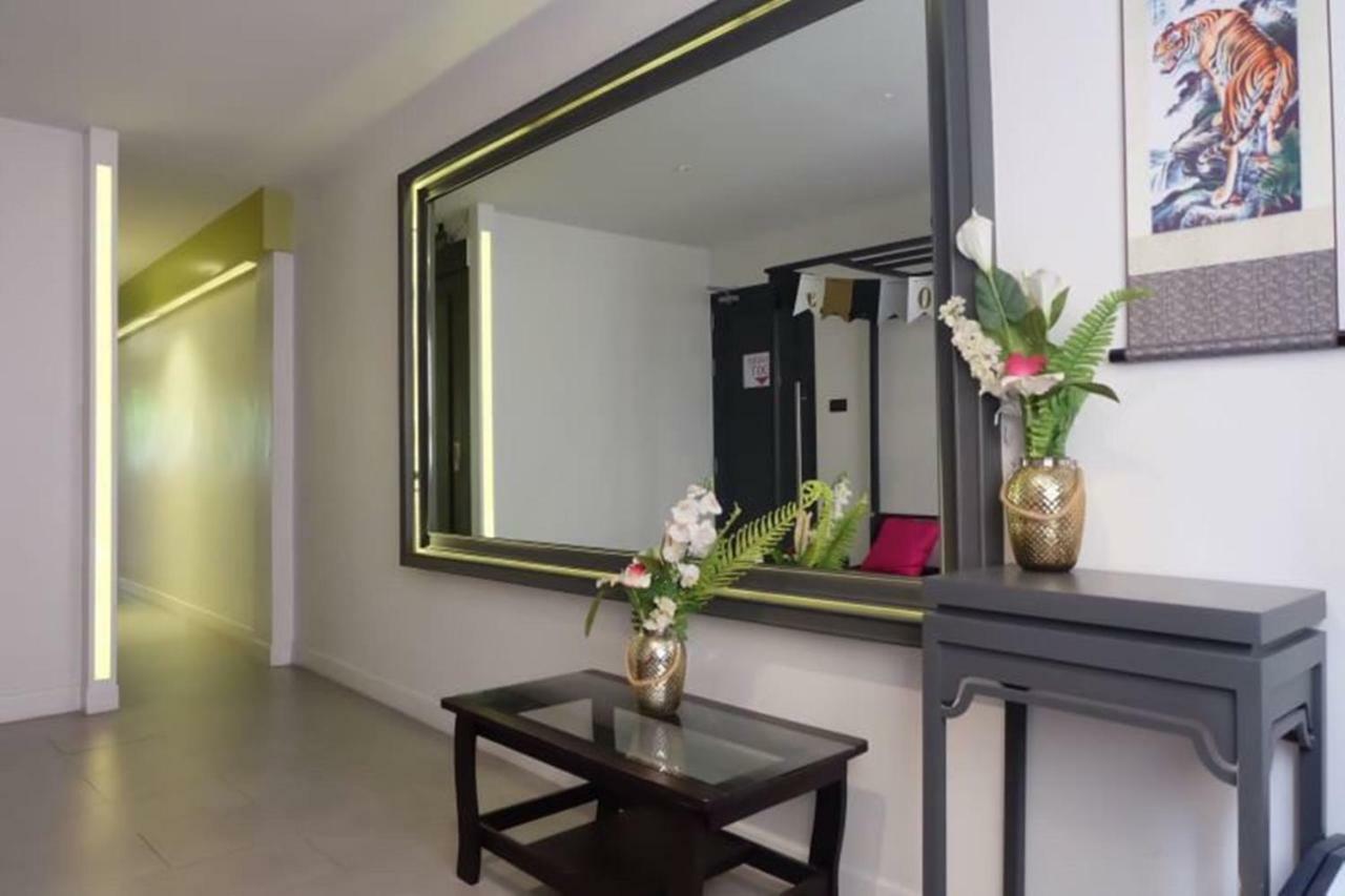 Four Sisters Homestay Банкок Екстериор снимка